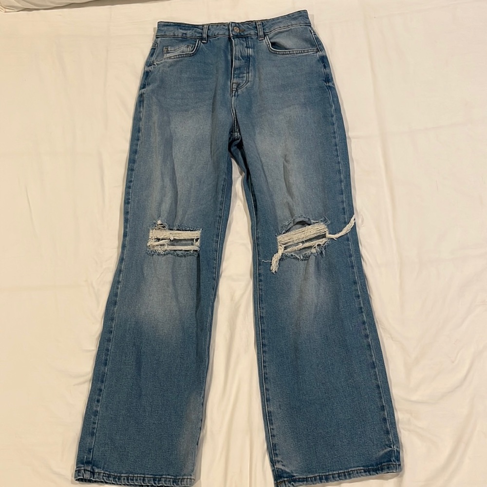 Wide leg distressed jeans